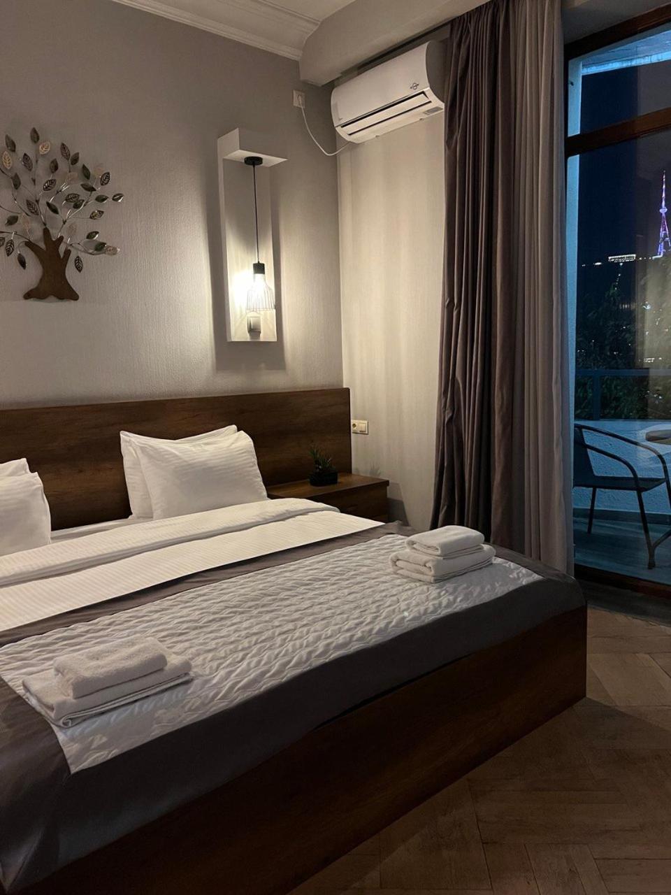 Hotel Livin Тбилиси Номер фото